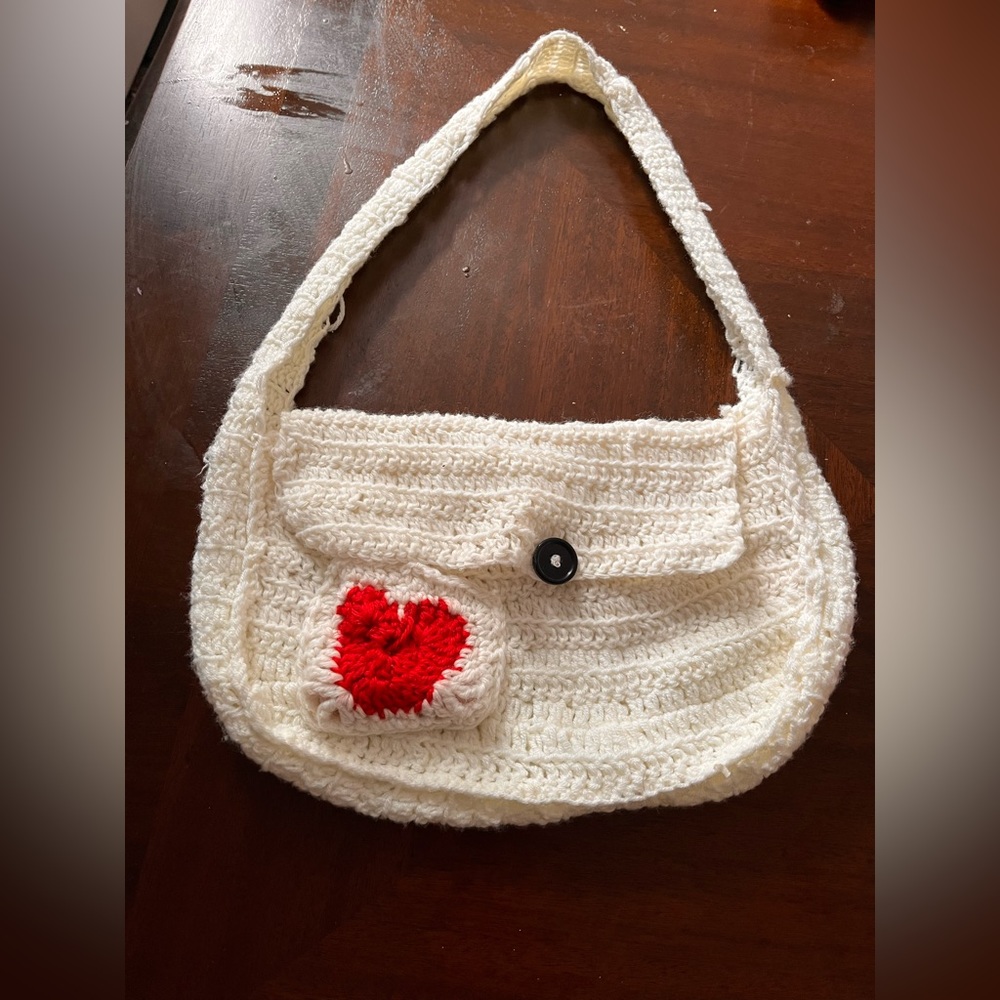 Crochet white and red bag